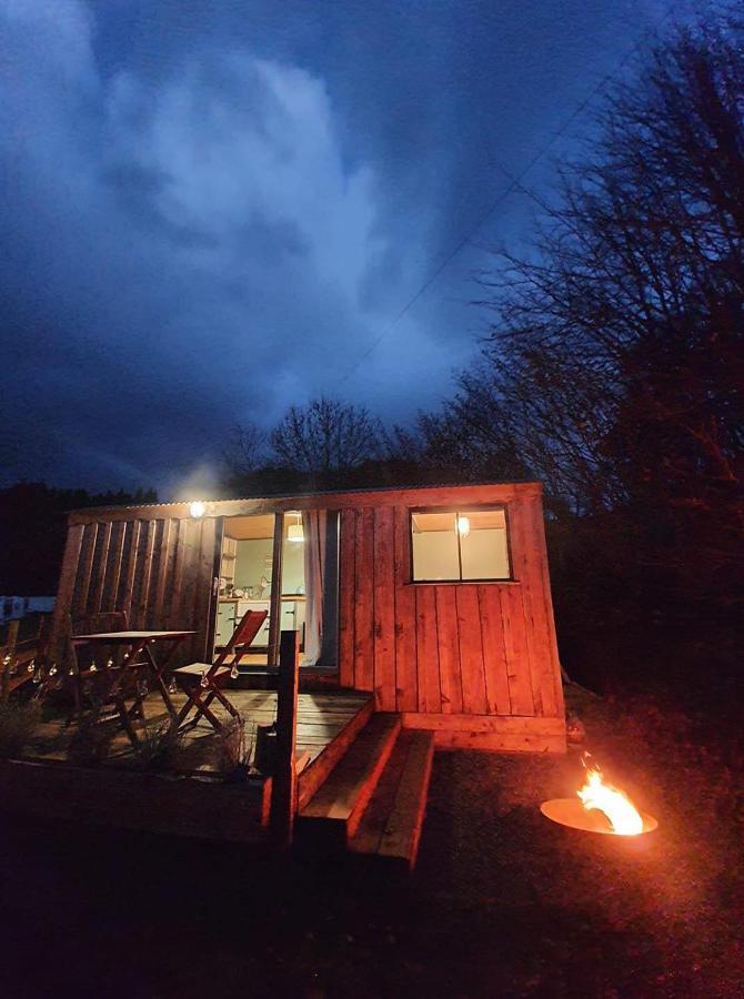 Cefn Crib Cabins 马汉莱斯 外观 照片