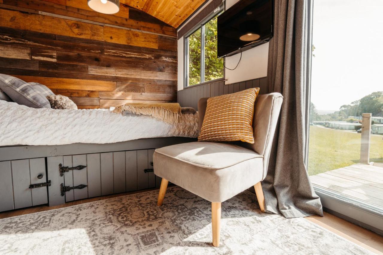 Cefn Crib Cabins 马汉莱斯 外观 照片