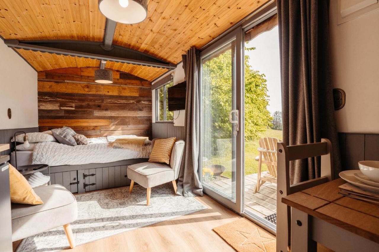 Cefn Crib Cabins 马汉莱斯 外观 照片